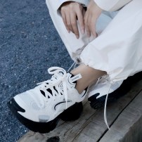 Кроссовки Li-Ning Y2K Champagne White шампанские тотально светлые фото