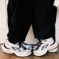 Кроссовки Li-Ning Y2K Silver серебряно-молочные металлические фото