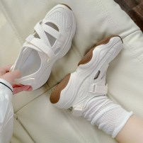 Кроссовки Li-Ning Honey Milk White молочно-белые с рельефной подошвой фото