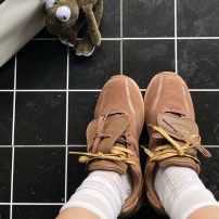 Кроссовки Li-Ning Pulse коричневые ретро с замшевым верхом и золотистыми акцентами фото