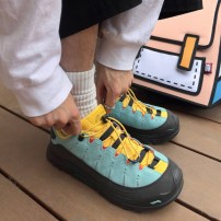 Кроссовки Li-Ning SE Hexloc бирюзово-голубые замшевые с желтым воротником и черным бампером фото