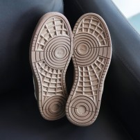 Кроссовки Li-Ning Soft молочно-белые с шоколадной подошвой и коричневыми шнурками фото