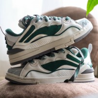 Кеды Li-Ning Golden белые с темно-зелеными замшевыми вставками и атласными зелеными шнурками фото