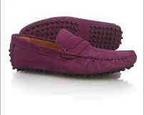 Яркие классические мужские мокасины на шипах фото