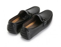 Кожаные мужские мокасины с белой строчкой фото