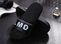 Тапочки с надписью LMD фото