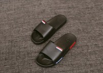 Летние однотонные шлепки фото