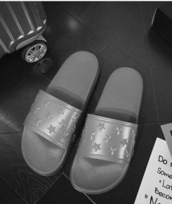 Однотонные тапочки со звездами фото