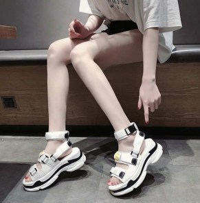 Спортивные высокие сандали на липучках фото