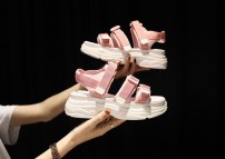 Качественные летные женские сандали фото