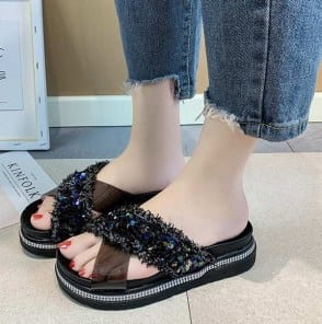 Тапочки летние с ремешками крест - накрест фото