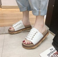 Нескользящие тапочки со шнуровкой фото