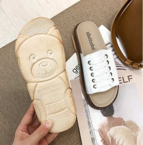 Нескользящие тапочки со шнуровкой фото