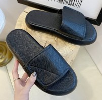 Однотонные тапочки на толстой подошве фото