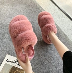 Мягкие тапочки женские с пышного меха фото