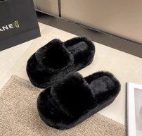 Теплые тапочки высокие с мехом фото