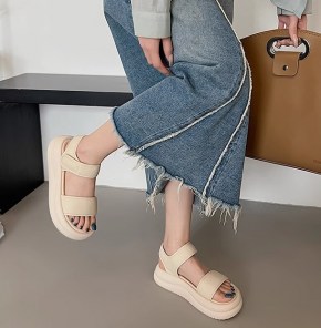 женские спортивные босоножки сандали на толстой подошве и липучке фото