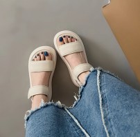 женские спортивные босоножки сандали на толстой подошве и липучке фото