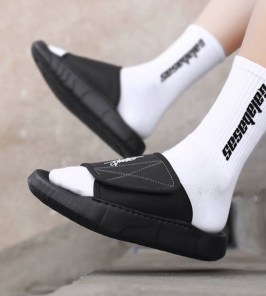 Мужские тапочки сандалии на липучке толстой подошве - нескользящие фото