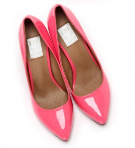 Классические удобные женские лодочки в лаковых цветах фото