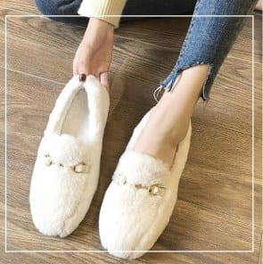 Теплые мокасины меховые для девушек фото