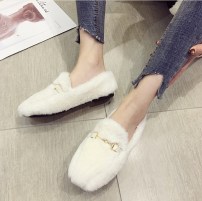 Теплые мокасины меховые для девушек фото