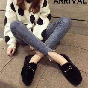 Теплые мокасины меховые для девушек фото