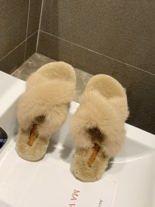 Меховые тапочки женские фото