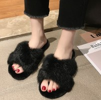 Меховые тапочки женские фото