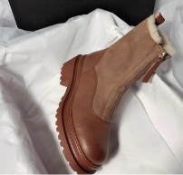 Женские высокие зимние сапоги с мехом внутри с молнией спереди фото