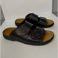 Мужские кожаные тапочки шлепанцы на липучках фото