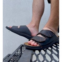 Мужские кожаные тапочки шлепанцы на липучках фото