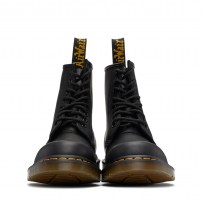 Ботинки Dr. Martens 1460 черные из жирной кожи Greasy с восковым блеском фото