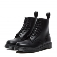 Ботинки Dr. Martens 1460 Mono полностью черные монохромные без желтых акцентов фото
