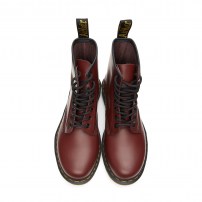 Ботинки Dr. Martens 1460 Cherry Red вишнёвые из гладкой кожи с желтой строчкой фото