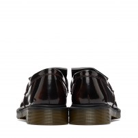 Лоферы Dr. Martens Adrian Cherry Red бордовые глянцевые с кисточками и рифлёной подошвой фото