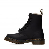 Ботинки Dr. Martens 1460 Serena черные с меховой подкладкой из матовой кожи Wyoming фото