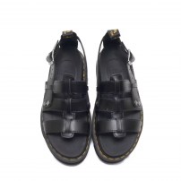 Сандалии Dr. Martens Terry черные клетчатые с заклёпками на массивной платформе фото