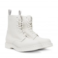 Ботинки Dr. Martens 1460 Pascal Mono полностью белые монохромные из кожи Virginia фото